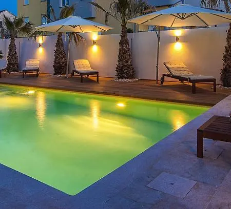 Villa Antisin With Heated Pool Apartman Zadar