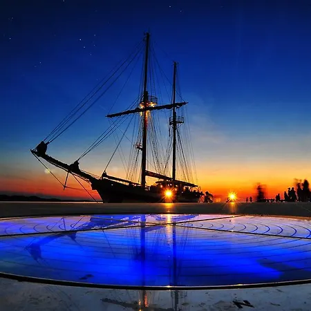 Apartman Villa Antisin With Heated Pool *