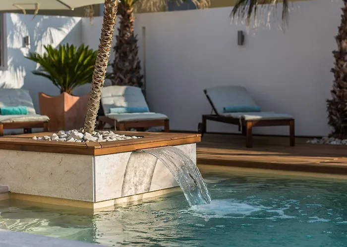 Διαμέρισμα Antisin With Heated Pool