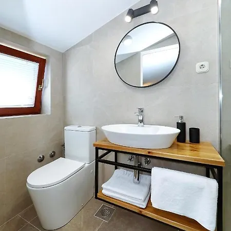 Διαμέρισμα Antisin With Heated Pool *