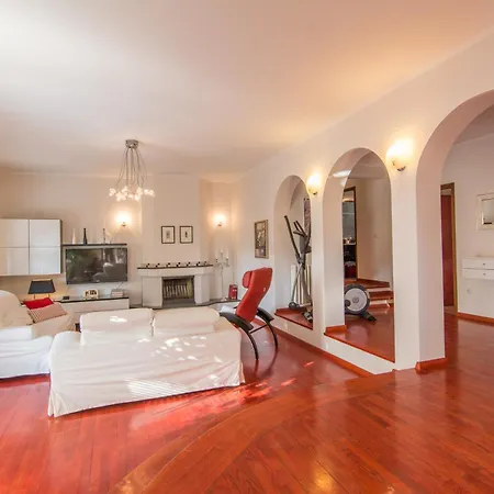 Apartment Villa Antisin With Heated Pool