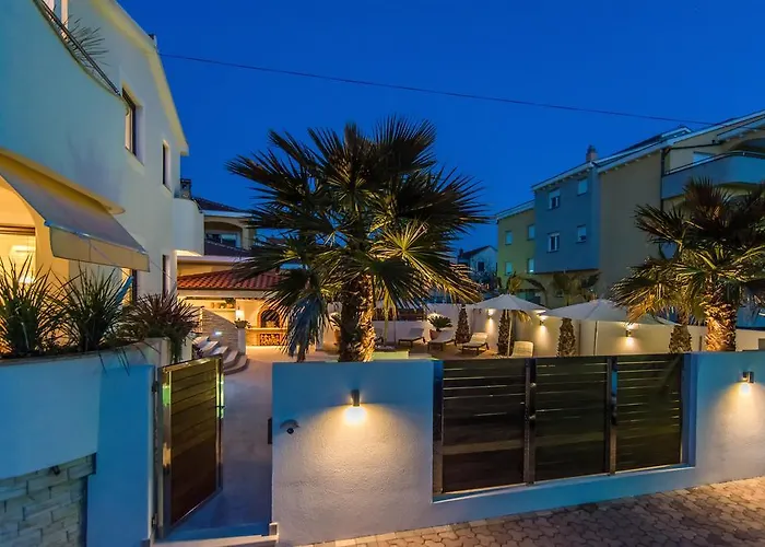 Apartament Antisin With Heated Pool Zadar