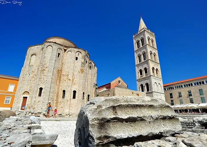 Apartament Antisin With Heated Pool *